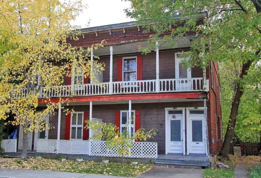 2118-2124, boulevard Gouin Est (Ahuntsic-Cartierville) (8511483400)