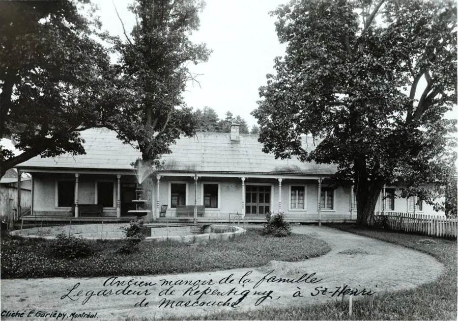 Ancien manoir de la famille Legardeur de Repentigny, a St-Henri de Mascouche