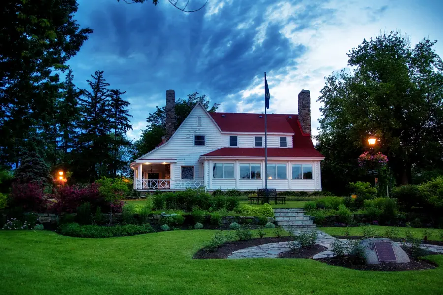 Baie d'Urfé, Montreal (6894771874)