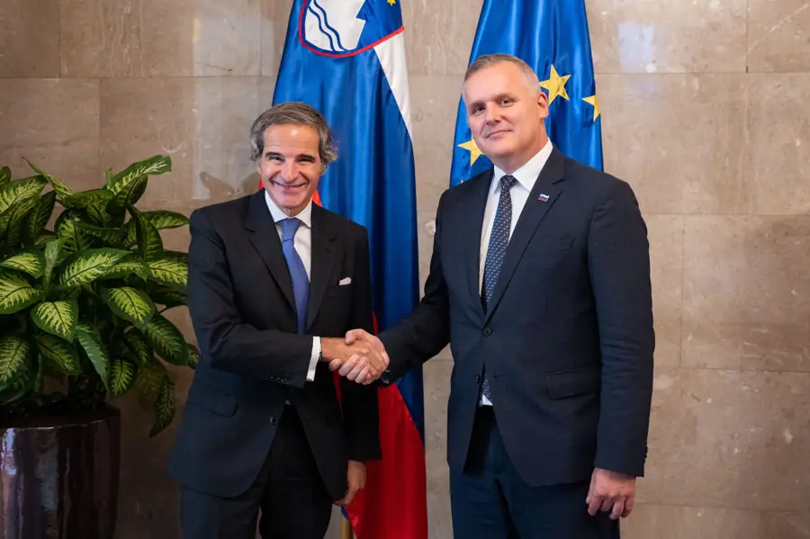Obisk generalnega direktorja Mednarodne agencije za atomsko energijo (IAEA) Rafaela Mariana Grossija v Sloveniji, 9. 10. 2024 - 27