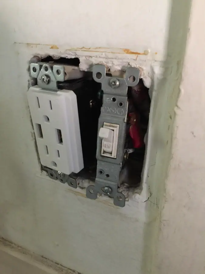USB power socket and light switch installation