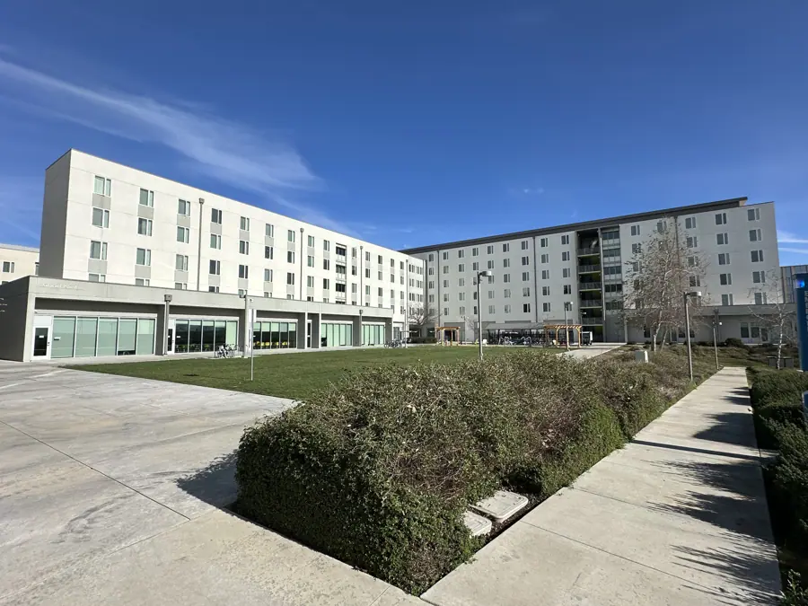 Glacier Point Dorm UCM
