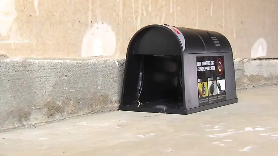 Piège à souris électrique.