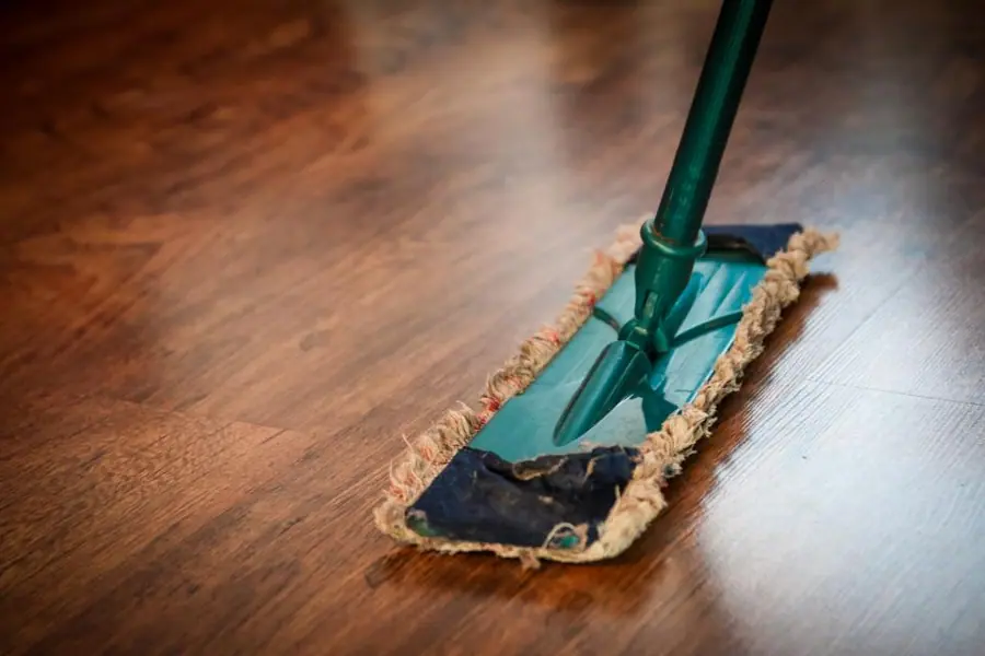 Mop Sweeping