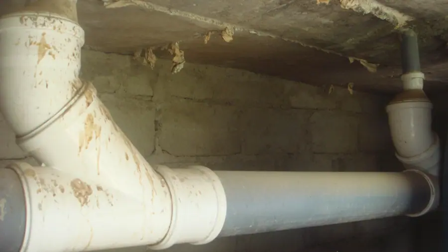 4. Urine pipe to temporary storge tanker (7092684527)