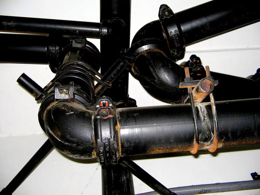 ComplicatedPipes